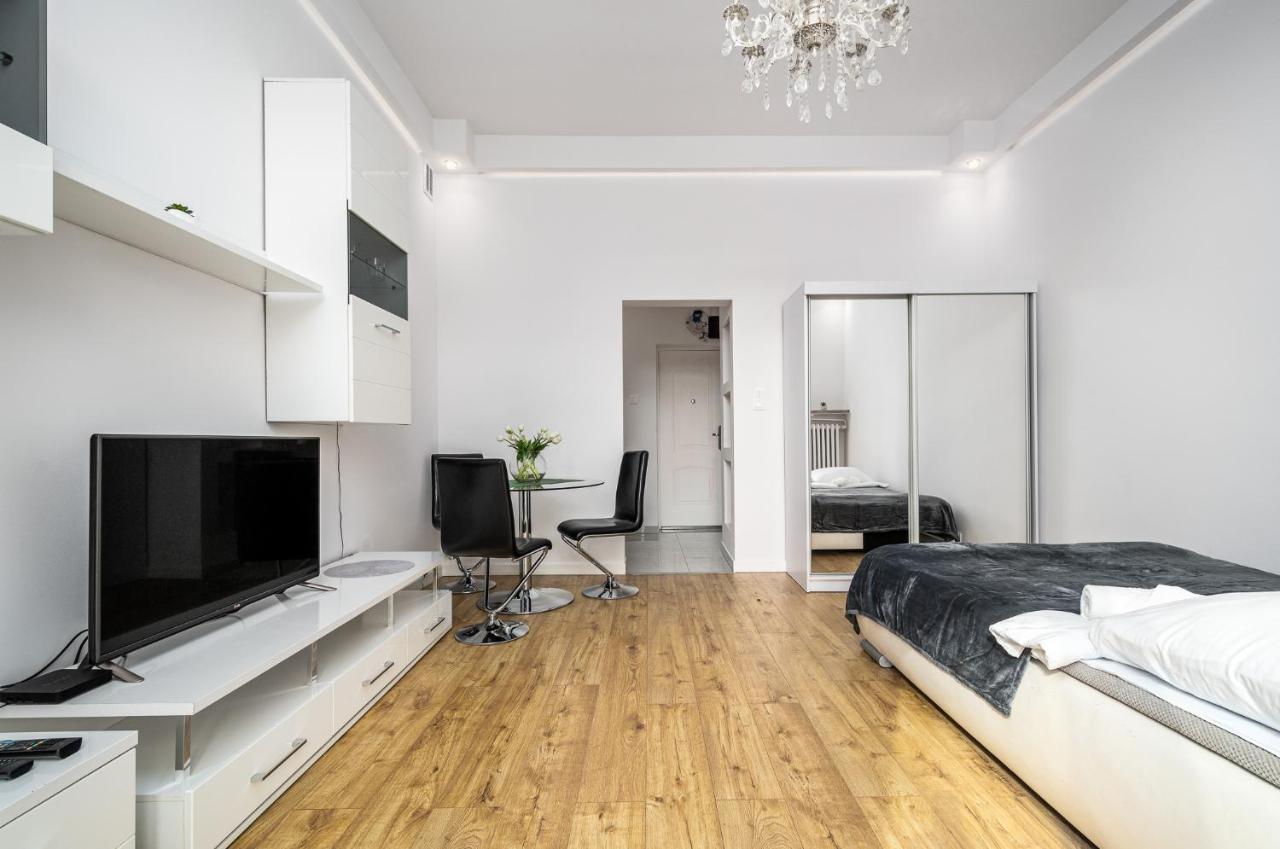 شقة Apart D&K Apartament Z Widokiem Na Palac Kultury I Nauki وارسو المظهر الخارجي الصورة